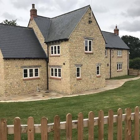 Apartamento Denbrae Brackley  Exterior foto